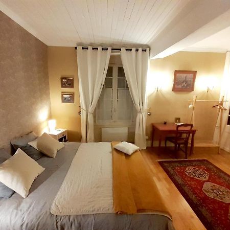 Manoir Tregont Mab Bed & Breakfast Quimper Eksteriør bilde
